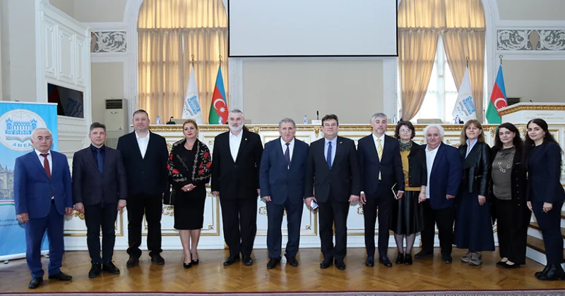 AMEA da görüş: Azərbaycan və Rumıniya alimləri arasında elmi əlaqələr qurulur