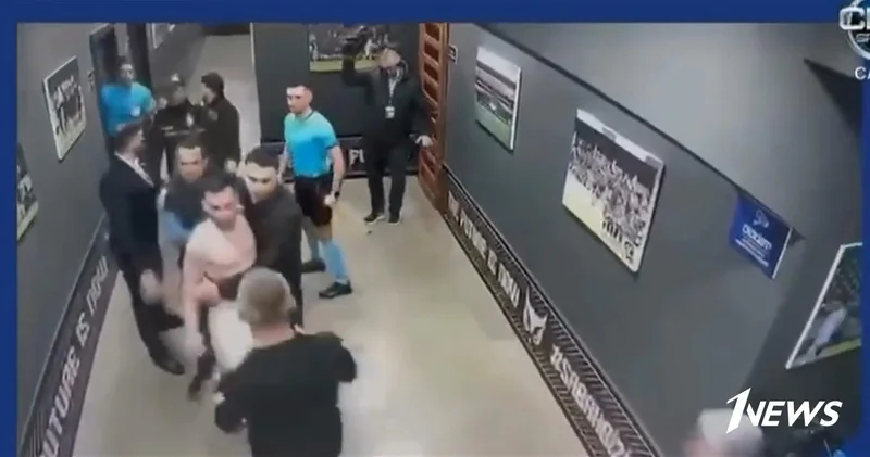 Янкович после матча набросился на арбитра ВИДЕО