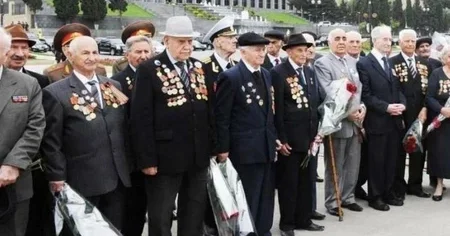 В Азербайджане утвердили выплаты ветеранам ко Дню Победы