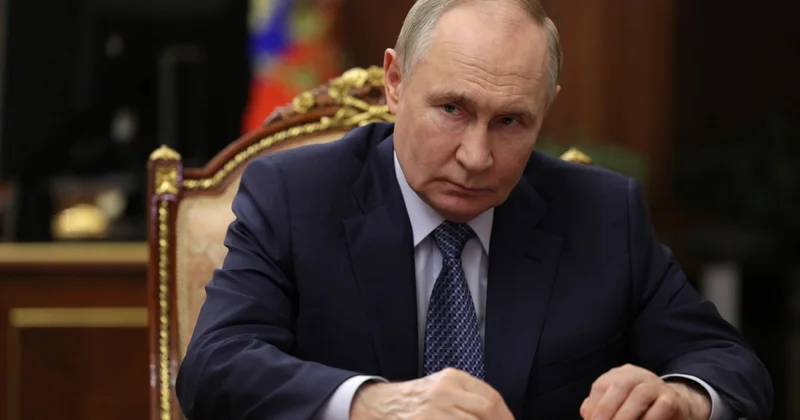 О рейтинге Путина в России теперь молчат