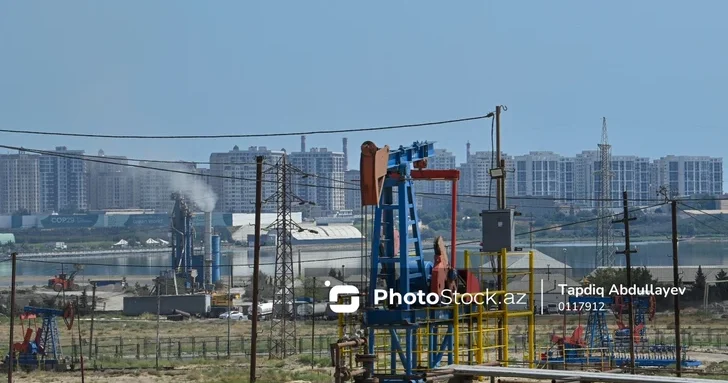 Нефть Azeri Light торгуется на уровне 112 долларов за баррель