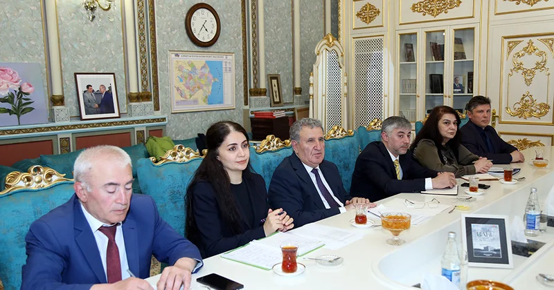 AMEA da Rumıniya alimləri ilə əməkdaşlıq imkanları müzakirə olunub