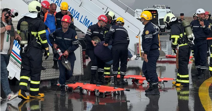 Naxçıvan Hava Limanında genişmiqyaslı təlim keçirilib FOTO