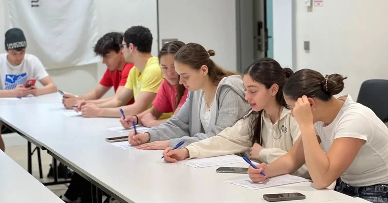Üzgüçülər üçün antidopinq seminarı FOTO