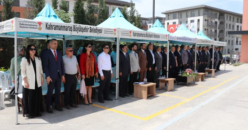 Kahramanmaraşdakı Heydər Əliyev adına məktəbdə Azərbaycan dövlətçiliyinin memarının xatirəsi ehtiramla yad edilib