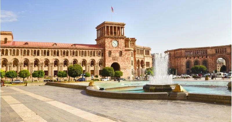 Ermənistanda 9 yüksək vəzifəli məmur korrupsiyada ittiham olunur