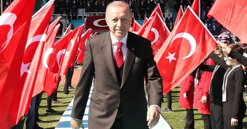 Xalq Ərdoğanın yolunu seçməkdə sərbəstdir TƏHLİL