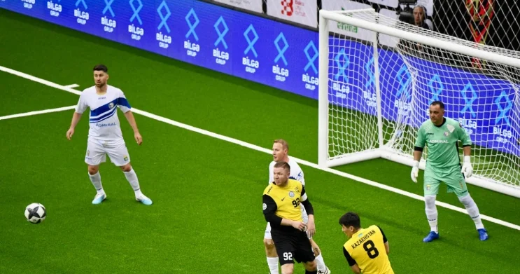 Dünya çempionatı: Komandalar heç heçə etdi