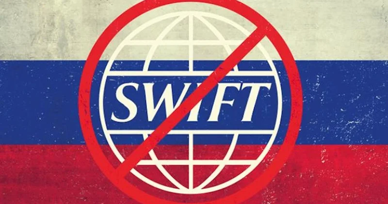 Rusiyanın 20 bankı SWIFT dən çıxarıla bilər
