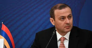 Секретарь Совбеза Армении не приедет на форум в Москву
