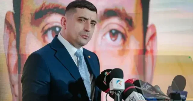 Оппозиционный политик в Румынии призвал к протестам, но сам решил не участвовать