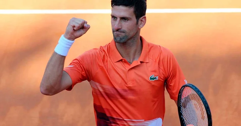 Novak Cokoviç 100 cü titulunu qazandı