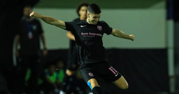Barselona nın sabiq futbolçusu karyerasını başa vurdu, Sabah a təşəkkür etdi FOTO