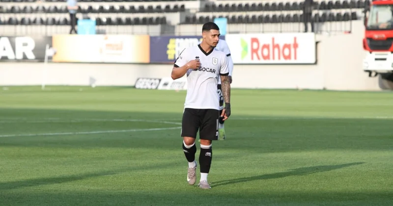 Neftçi nin futbolçusu: Hələ çox şeyə nail ola bilərəm