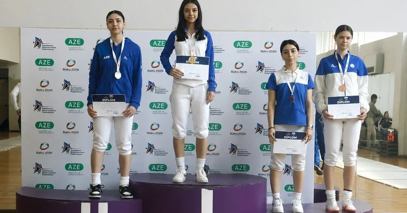 Qılıncoynatma üzrə Bakı birinciliyinin qalibləri müəyyənləşib FOTOLAR