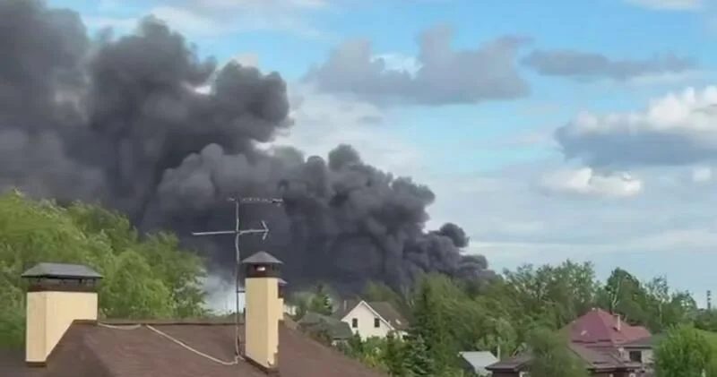 Крупный пожар и экстренная эвакуация в Москве ВИДЕО