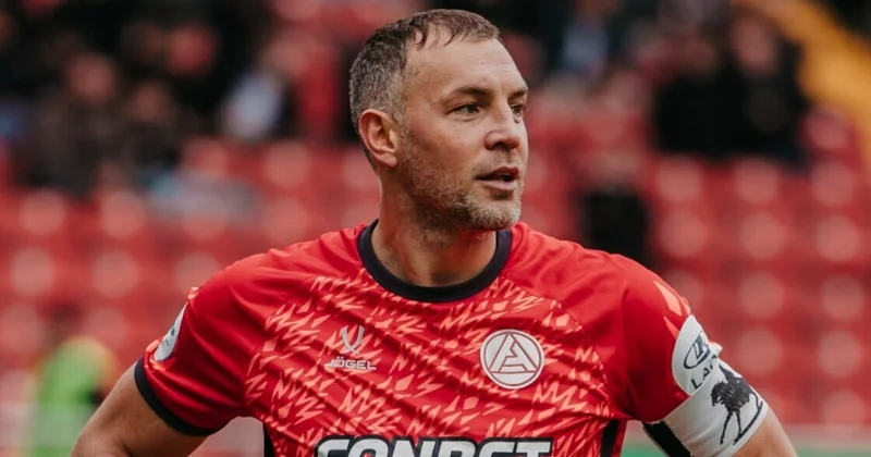 Dzyuba Akron dan ayrıldı Yeni klubu da bəllidir