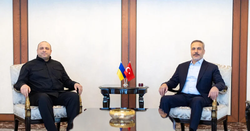 Hakan Fidan Rüstəm Umerovla görüşdü