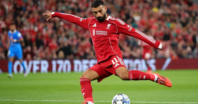 “Liverpul” klubdan ayrılan Salah və Robertsonun şərəfinə xüsusi mərasim təşkil edib FOTO