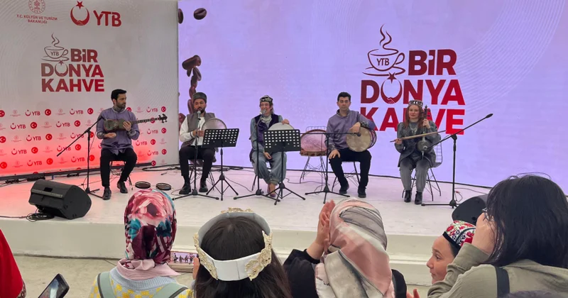 İstanbulda keçirilən Etnoidman Mədəniyyət Festivalında Azərbaycan musiqisi və ədəbiyyatı geniş təbliğ edilir