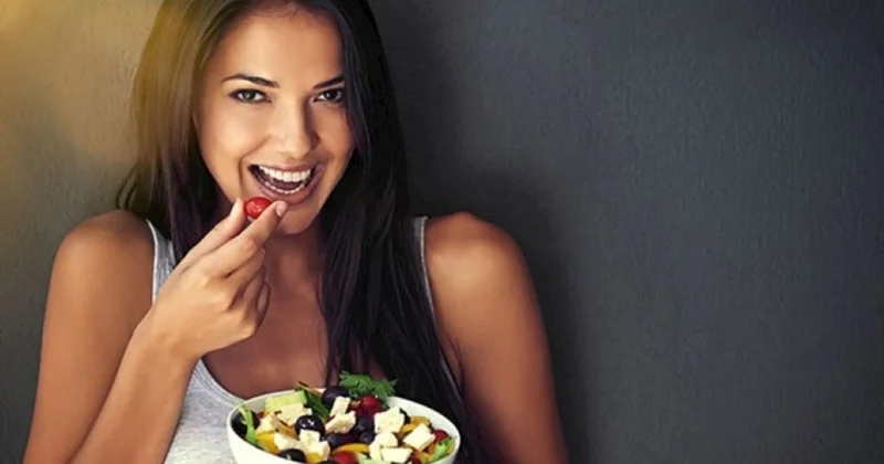 Dəri sağlamlığı üçün nə yemək lazımdır? Vitamin və kollagenlə zəngin məhsullar