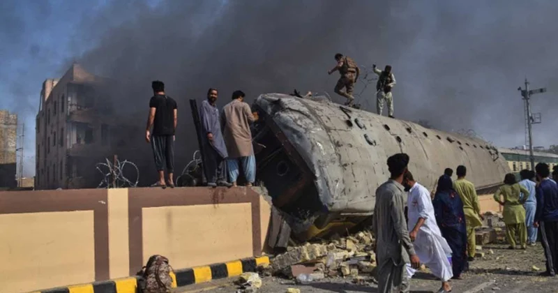 Qatar partladı, ölənlər var Pakistanda