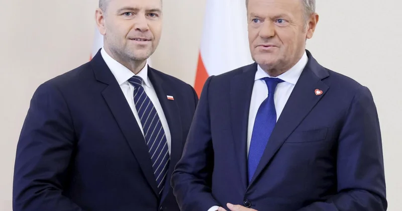 Tusk Polşa hökumətinin təcili iclasını çağırdı