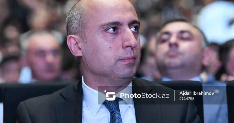 Emin Əmrullayev: Biz istəyirik ki, xaricdə təhsil alanlar sonradan ölkəyə qayıtsınlar