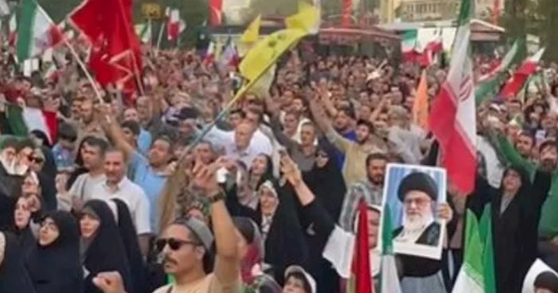İranda qələbə bayramı keçirilir Video