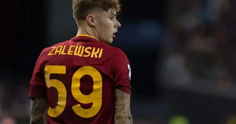 “İnter” “Roma”nın müdafiəçisi ilə müqavilə bağladı