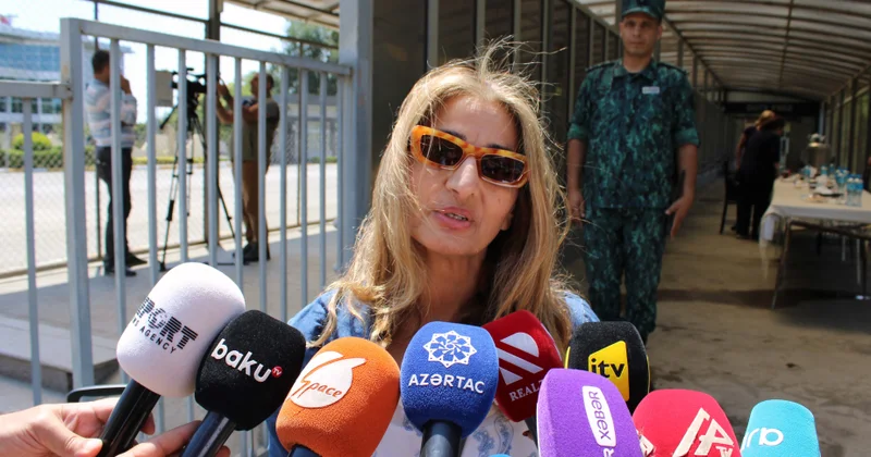 Təxliyə olunan ABŞ vətəndaşı: Nənə və babamın azərbaycanlı olduğunu söyləmək mənim üçün şərəfdir