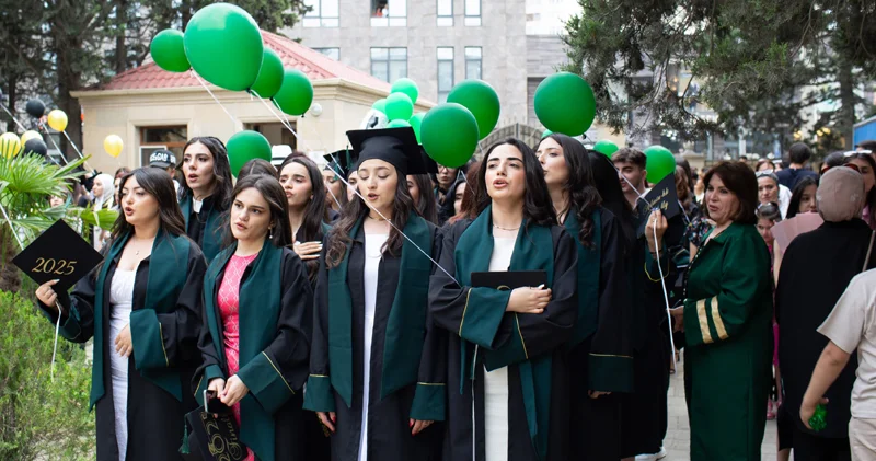 Humanitar Kollecdə Məzun Günü keçirildi (FOTO)