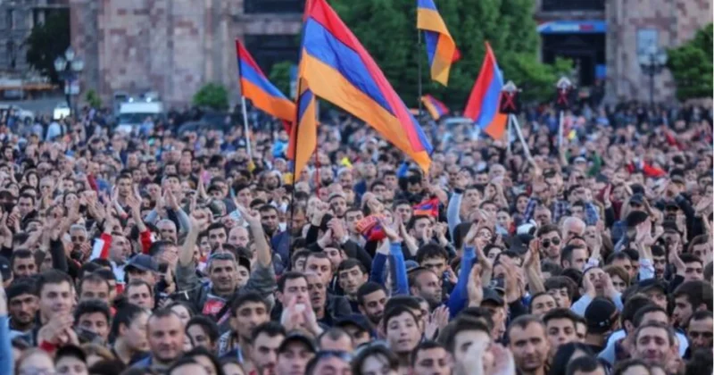 Bu tarixdə Ermənistan qarışacaq mitinq qərarı verildi