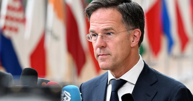Rutte: Son 10 ildəkindən daha çox silah və hərbi texnika istehsal etməliyik