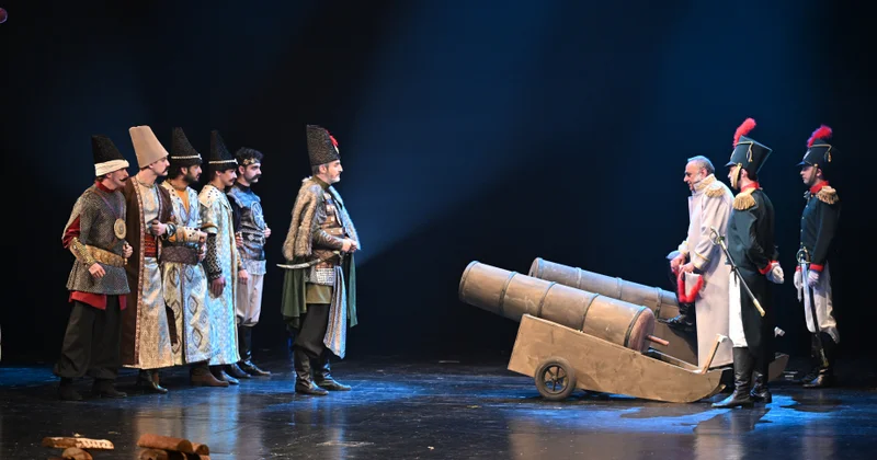 “Baş” tamaşasına ictimai baxış keçirilib