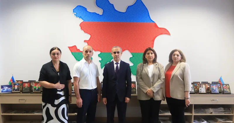Millətlərarası dostluq evinin sədri Mərkəzi Elmi Kitabxanada olub