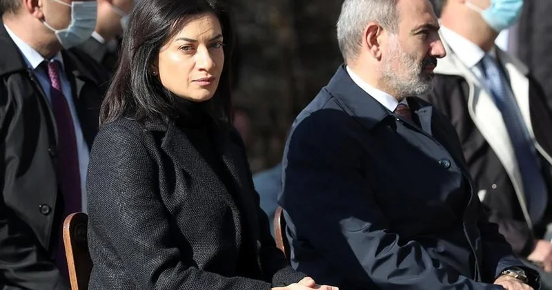 Erməni jurnalist Paşinyanın həyat yoldaşını məhkəməyə verib