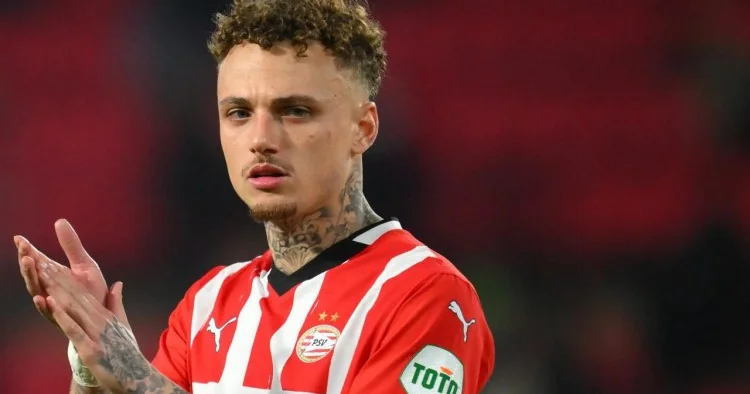Napoli hollandiyalı futbolçu ilə 5 illik müqavilə imzalayacaq