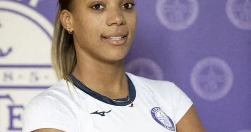 “Azərreyl” kubalı voleybolçu ilə heyətini gücləndirib