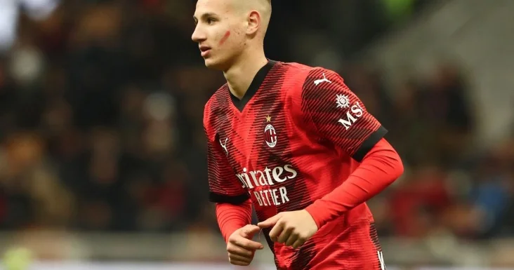 Milan ın 17 yaşlı rekordçusu iş yerini dəyişmək üzrədir SON DURUM