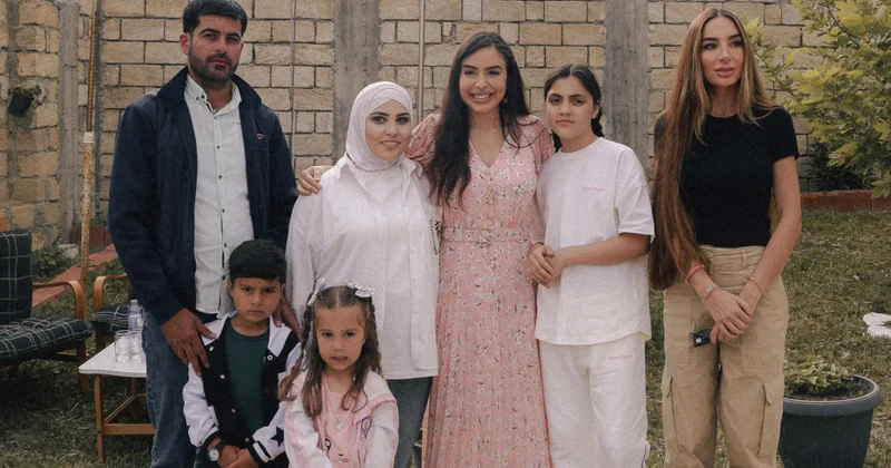 Leyla Əliyeva və Arzu Əliyeva Xızıda “Gənc arıçı” layihəsinin iştirakçısı ilə görüşüb