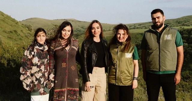 Leyla və Arzu Əliyevalar Altıağac Milli Parkını ziyarət ediblər