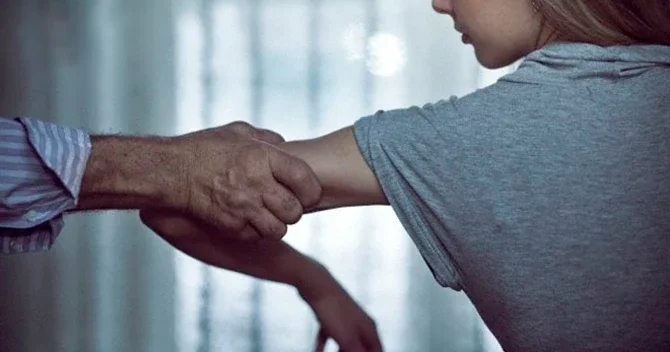 Xaçmazda kişi atasının 68 yaşlı dostunu yatdığı yerdə vurdu: Ögey bacıma sataşıb TƏFƏRRÜAT
