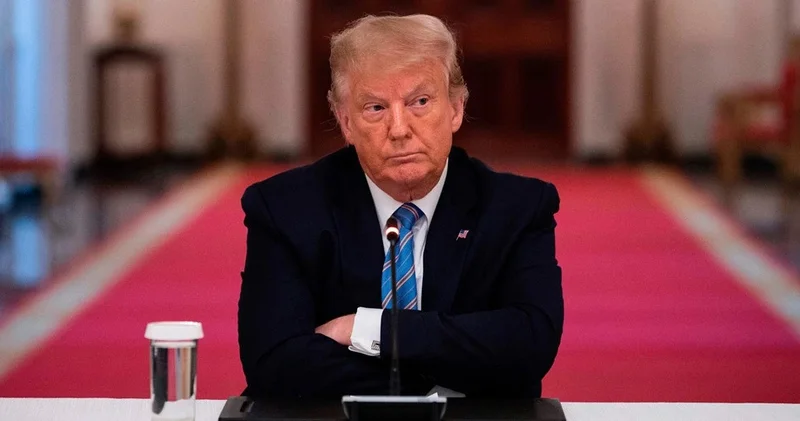 Трамп обвинил Израиль и Иран в нарушении перемирия и запретил Израилю удары по Ирану