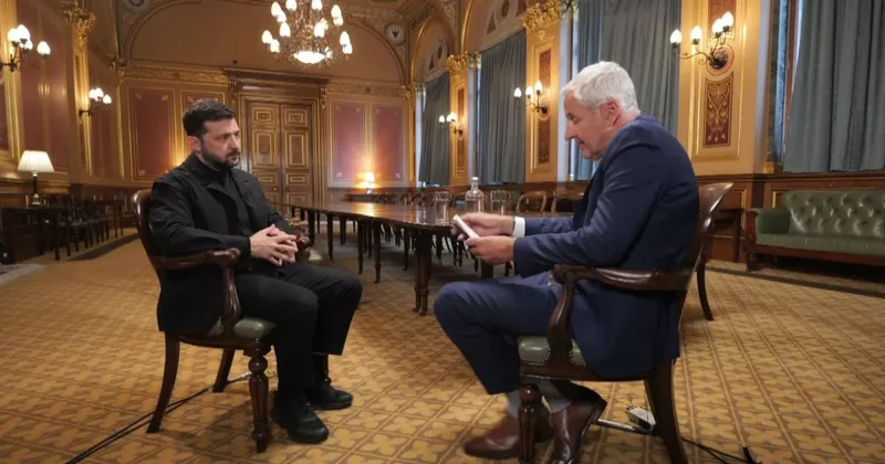 Зеленский заявил о необходимости остаться у власти