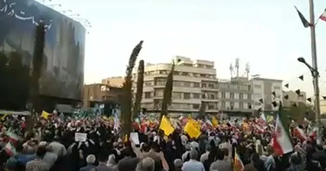 İranda bayram ab havası... Video