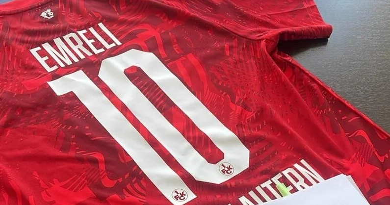 Kayzerslautern də 10 nömrə Mahir Emreliyə verilib