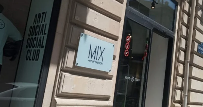 Həbsdən çıxdı, Mix art Fashion dan oğurluq etdi, yenidən həbsxanaya getdi