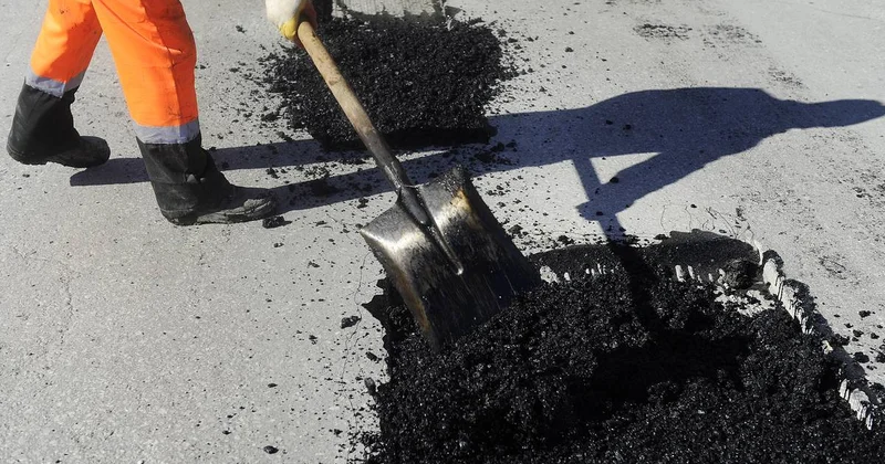 Sürücülərdən yol nişanlarının tələblərinə riayət etmələri xahiş olunur