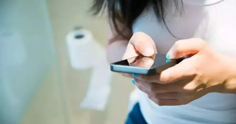 Tualetə telefon aparmaq böyük TƏHLÜKƏDİR